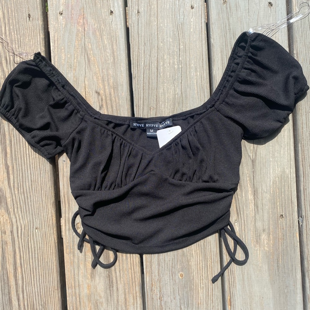 BRAND NEW RIBBED KNIT TOP BLACK